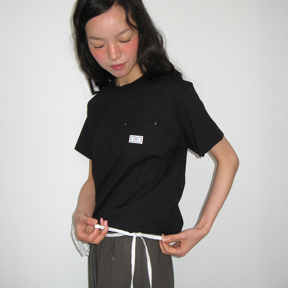 RONRON HEART POCKET OVER FIT SHORT SLEEVE T SHIRT BLACK