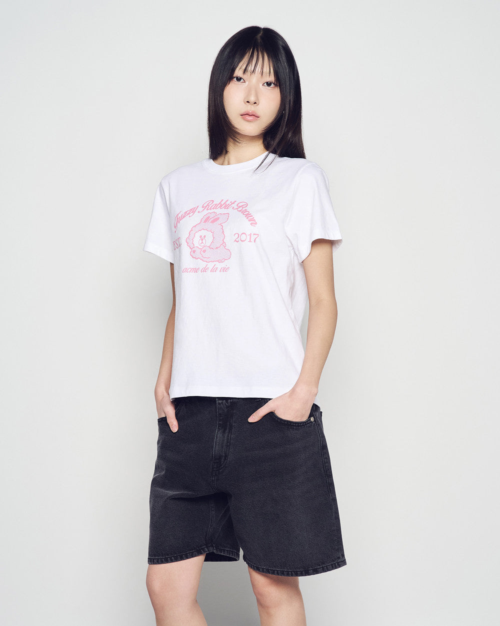 ADLV WOMAN BROWN LINE FRIENDS SHORT SLEEVE T-SHIRT WHITE